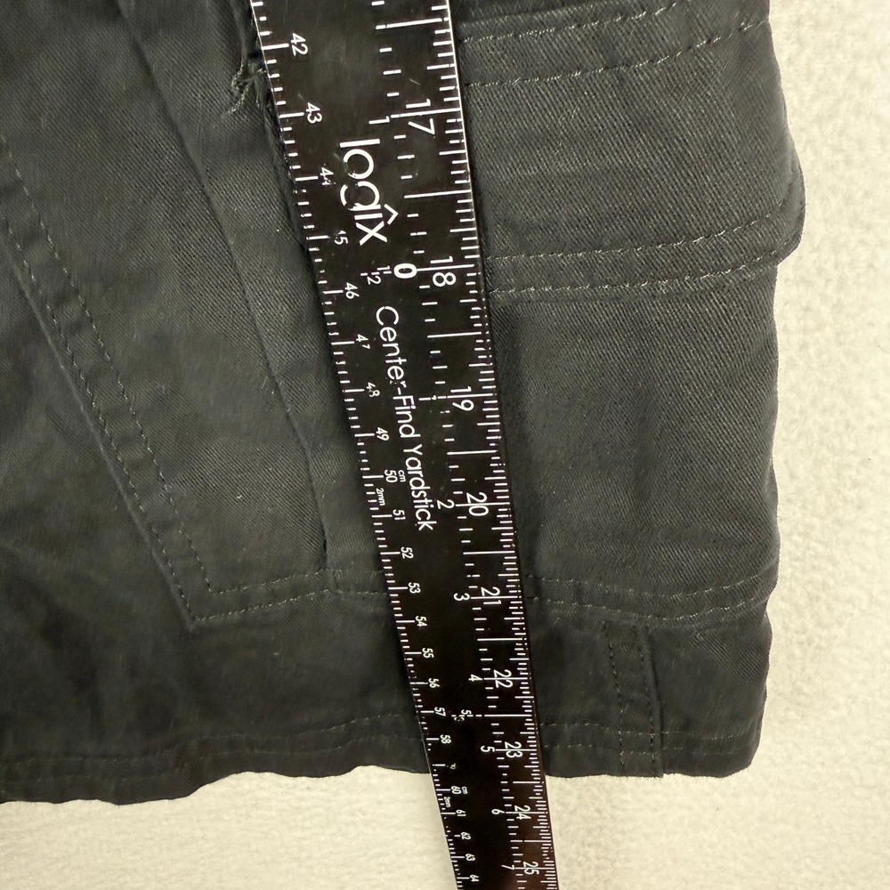 NWT Wrangler Cargo Shorts Mens 40 Black Loose Fit Premium Utility Workwear - Picture 7 of 9